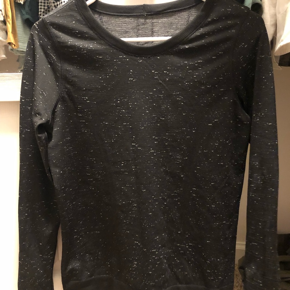 Relaxed fit swiftly tech